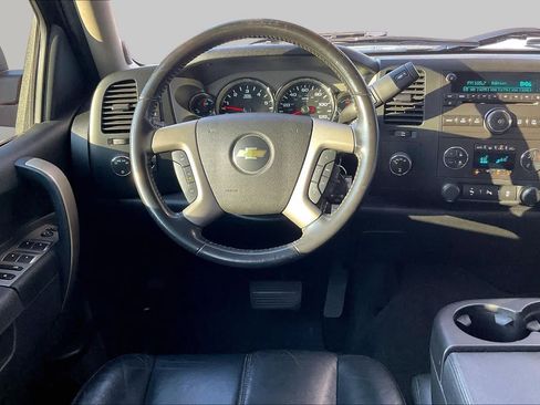 Used 2013 Chevrolet Silverado 1500 LT w/ All-Star Edition AWD/4WD image 5