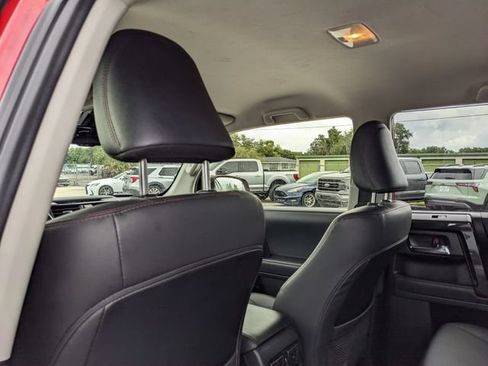 Used 2021 Toyota 4Runner TRD Off-Road Premium AWD/4WD image 19