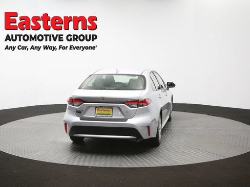 Used 2021 Toyota Corolla LE w/ Carpet Mat Package (TMS) FWD image 37