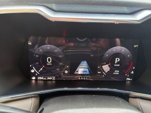 Used 2026 GMC Canyon Denali image 27