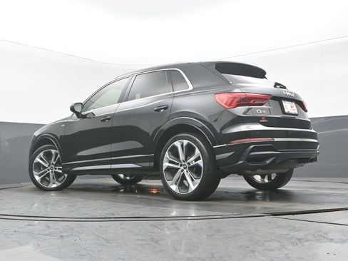 Used 2020 Audi Q3 2.0T Premium Plus w/ Premium Plus Package image 28