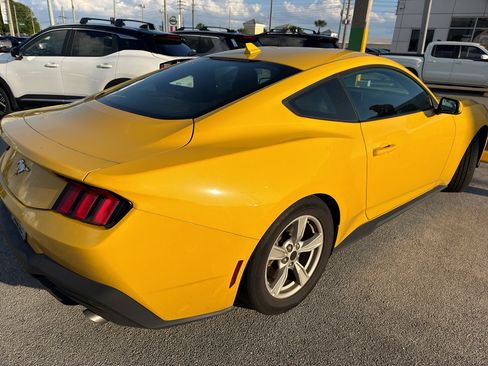 Used 2024 Ford Mustang Coupe image 2