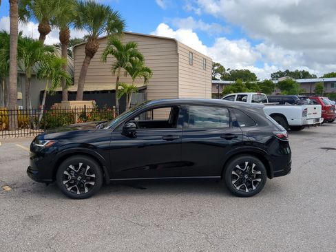 New 2026 Honda HR-V EX-L image 9