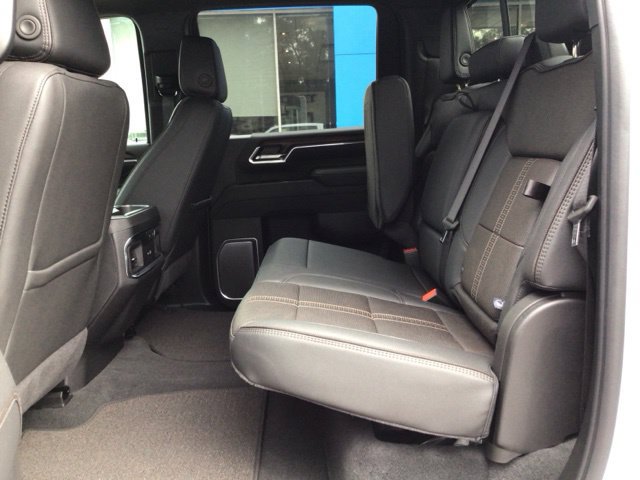 Used 2026 Chevrolet Silverado 3500 High Country w/ Technology Package AWD/4WD image 17