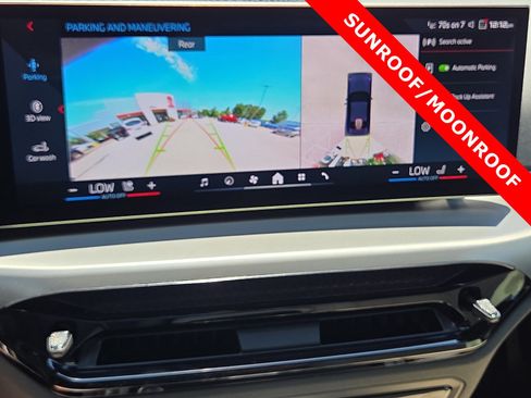 Used 2025 BMW M240i Coupe RWD image 18