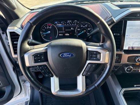 Used 2022 Ford F450 Platinum w/ FX4 Off-Road Package image 15
