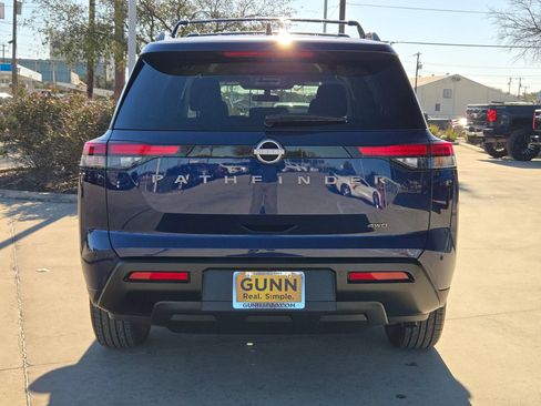 New 2026 Nissan Pathfinder SV image 4