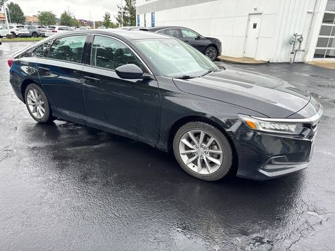 Used 2021 Honda Accord LX image 3
