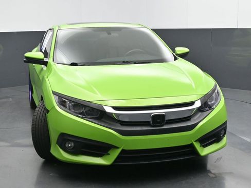 Used 2018 Honda Civic EX-T image 8