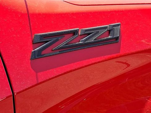 Used 2022 Chevrolet Silverado 1500 LT Trail Boss w/ LT Trail Boss Premium Package AWD/4WD image 28