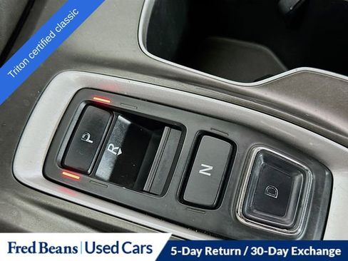 Used 2018 Honda Accord EX image 16