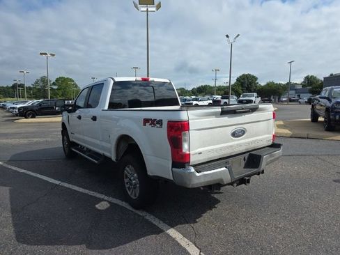 Used 2019 Ford F250 XL w/ STX Appearance Package AWD/4WD image 5