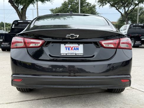 Used 2024 Chevrolet Malibu LT w/ Midnight Edition image 6