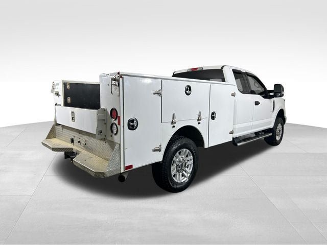Used 2017 Ford F250 XLT w/ XLT Value Package AWD/4WD image 6
