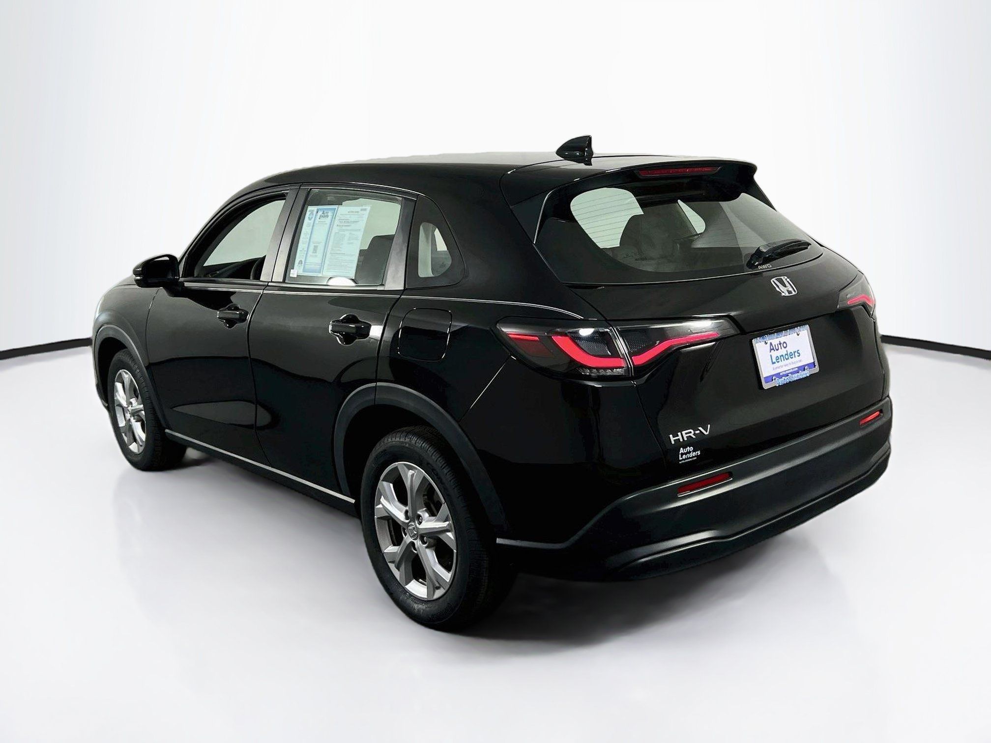 Used 2023 Honda HR-V LX image 7