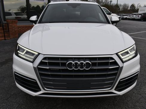 Used 2018 Audi Q5 2.0T Premium Plus w/ Premium Plus Package image 3