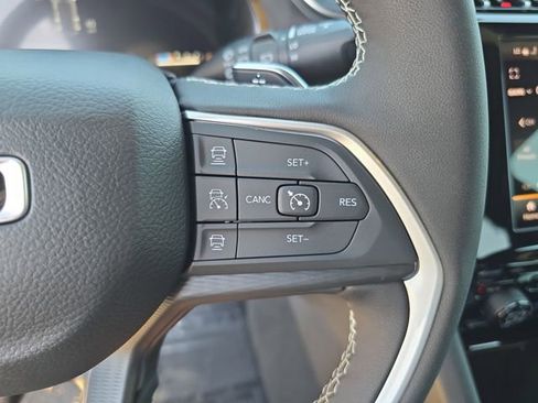 New 2026 Jeep Grand Cherokee Laredo X RWD image 24