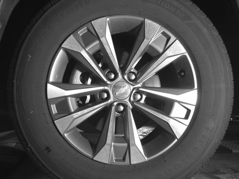 Used 2025 Chevrolet Equinox LT FWD image 12