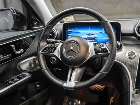 Used 2022 Mercedes-Benz C 300 Sedan image 19