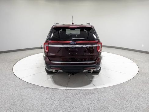 Used 2018 Ford Explorer XLT w/ Equipment Group 202A AWD/4WD image 32