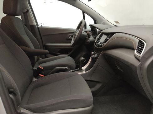 Used 2020 Chevrolet Trax LS w/ Tint and Cruise Package image 21