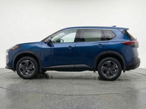 Used 2025 Nissan Rogue SV image 5