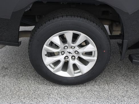Used 2024 Chevrolet Silverado 1500 Custom RWD image 6