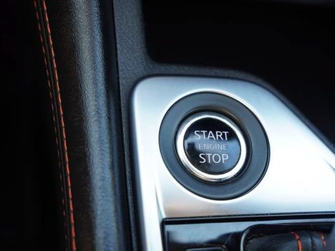 Used 2025 Nissan Sentra SR w/ SR Premium Package FWD image 28