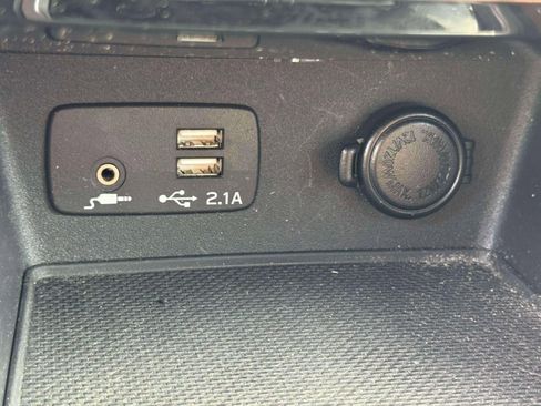 Used 2021 Subaru Forester Touring image 25