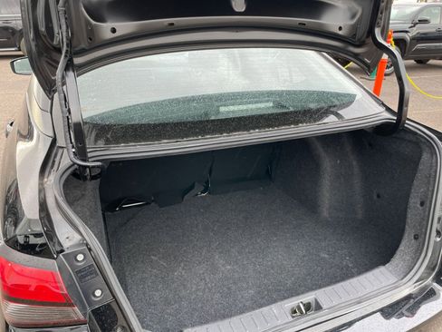 Used 2025 Nissan Versa SV FWD image 30