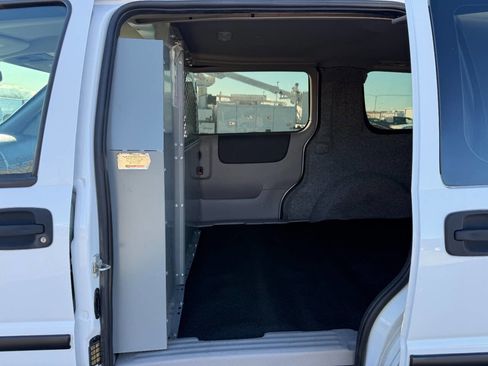 Used 2008 Chevrolet Uplander image 23