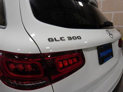 Used 2020 Mercedes-Benz GLC 300 4MATIC w/ Parking Assistance Package image 5