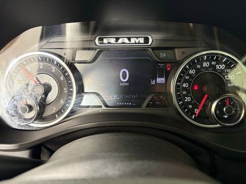 Used 2020 RAM 1500 Laramie image 25