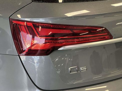 Used 2023 Audi Q5 2.0T Premium w/ Convenience Package AWD/4WD image 9