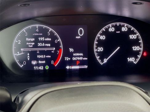 Used 2023 Honda HR-V LX image 17