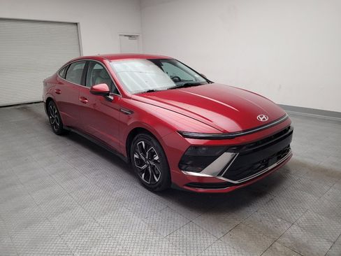 Used 2025 Hyundai Sonata SEL FWD image 13