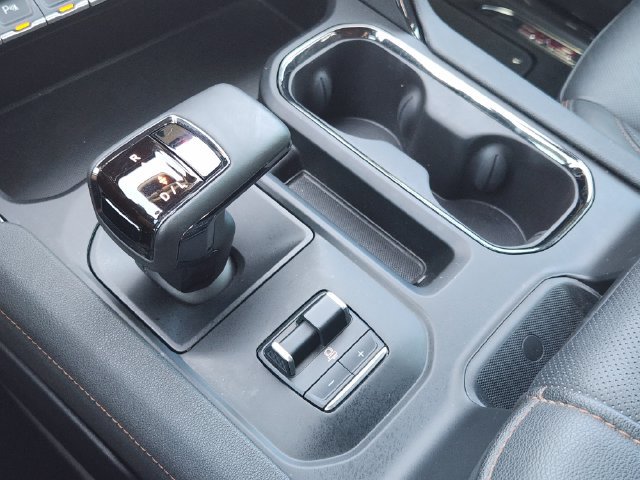 Used 2024 GMC Sierra 1500 AT4 w/ Technology Package AWD/4WD image 21