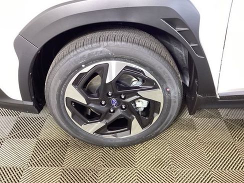 Used 2025 Subaru Crosstrek 2.5i Limited AWD/4WD image 7