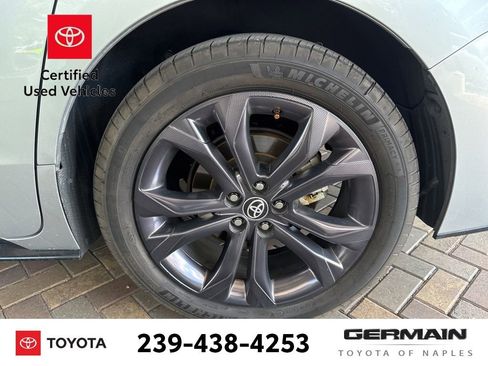 Used 2021 Toyota Sienna XSE FWD image 10