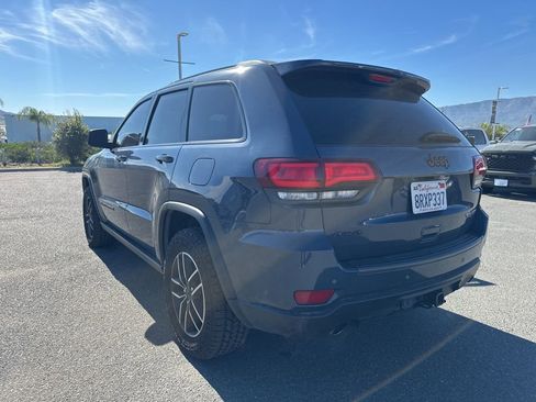 Used 2020 Jeep Grand Cherokee Trailhawk w/ Trailhawk Luxury Group image 3
