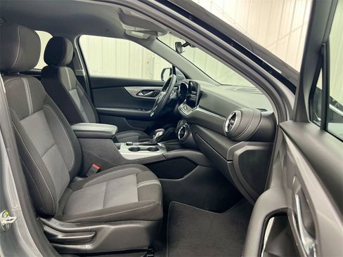 Used 2025 Chevrolet Blazer LT image 21