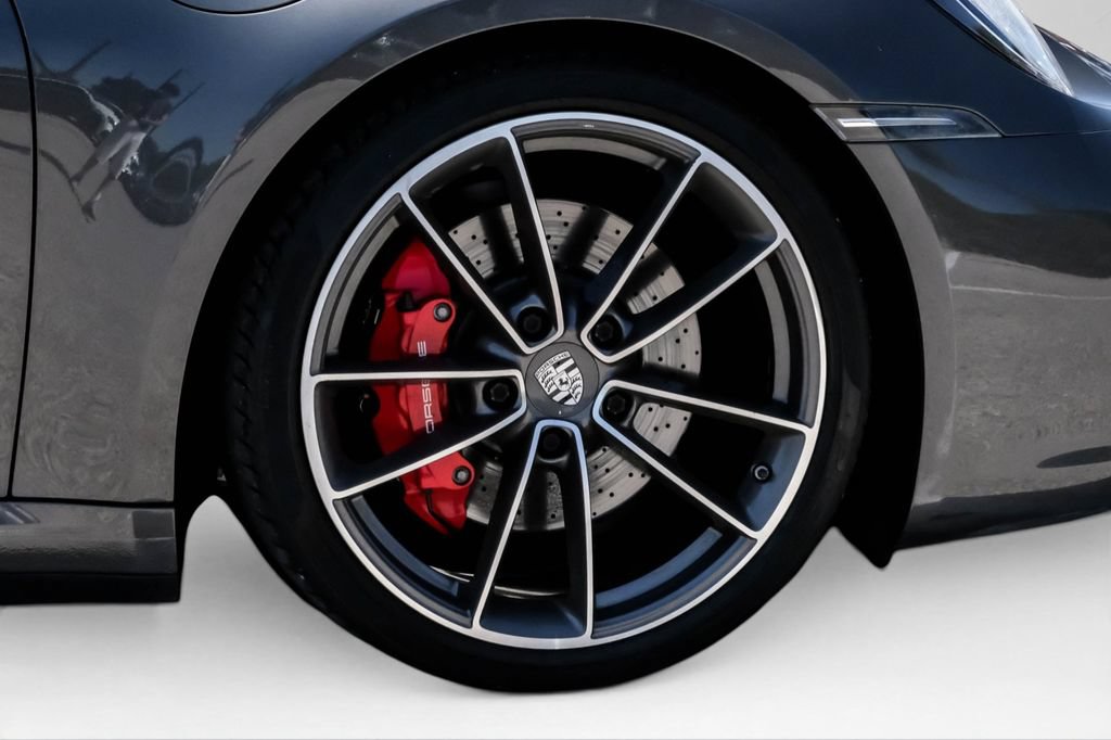 Used 2021 Porsche 911 Carrera 4S AWD/4WD image 43
