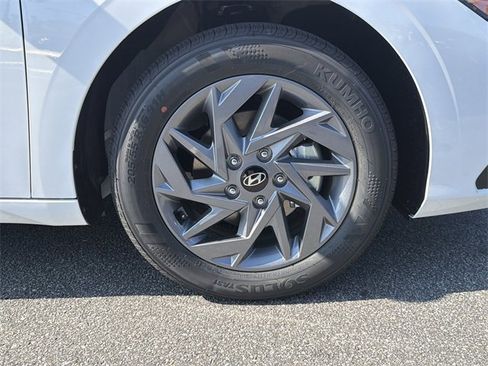 New 2026 Hyundai Elantra Blue image 12