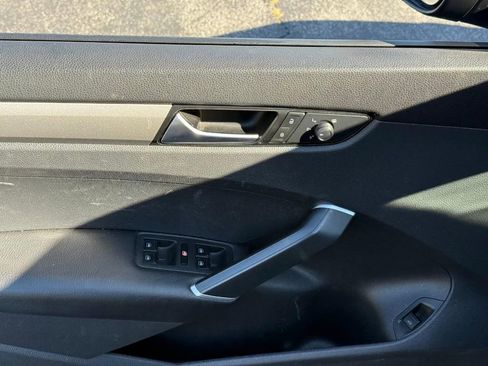 Used 2020 Volkswagen Passat 2.0T S image 10