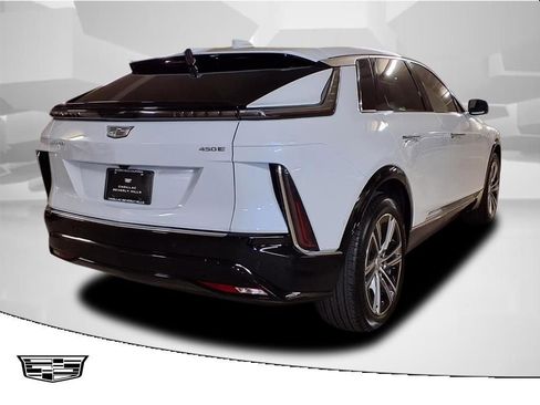 Certified 2026 Cadillac Lyriq Luxury RWD image 2