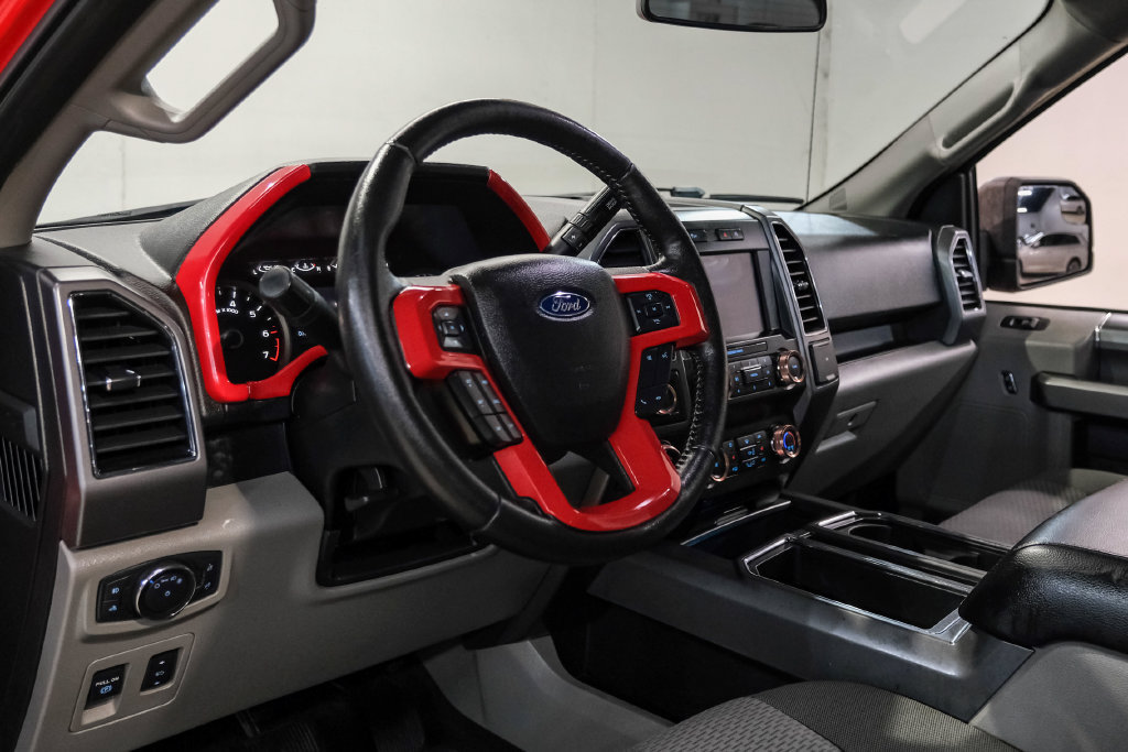 Used 2019 Ford F150 XLT w/ Equipment Group 302A Luxury AWD/4WD image 3