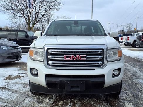 Used 2020 GMC Canyon SLE w/ SLE Convenience Package image 2