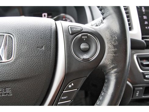 Used 2017 Honda Pilot EX-L image 16