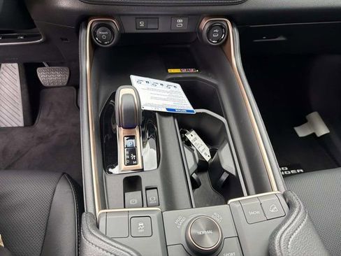 New 2026 Toyota Grand Highlander AWD Hybrid image 31