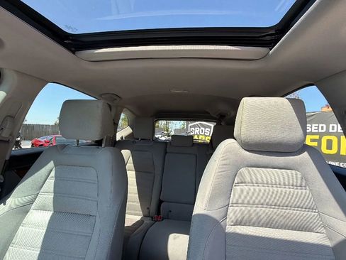 Used 2017 Honda CR-V EX image 16